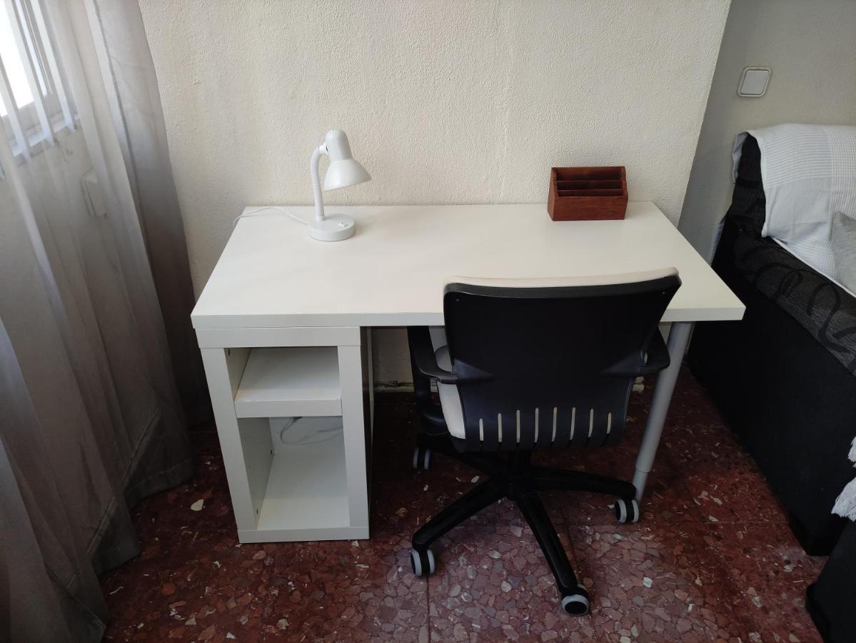 Amplio Piso Junto A Playa Victoria Apartment Cadiz Exterior photo