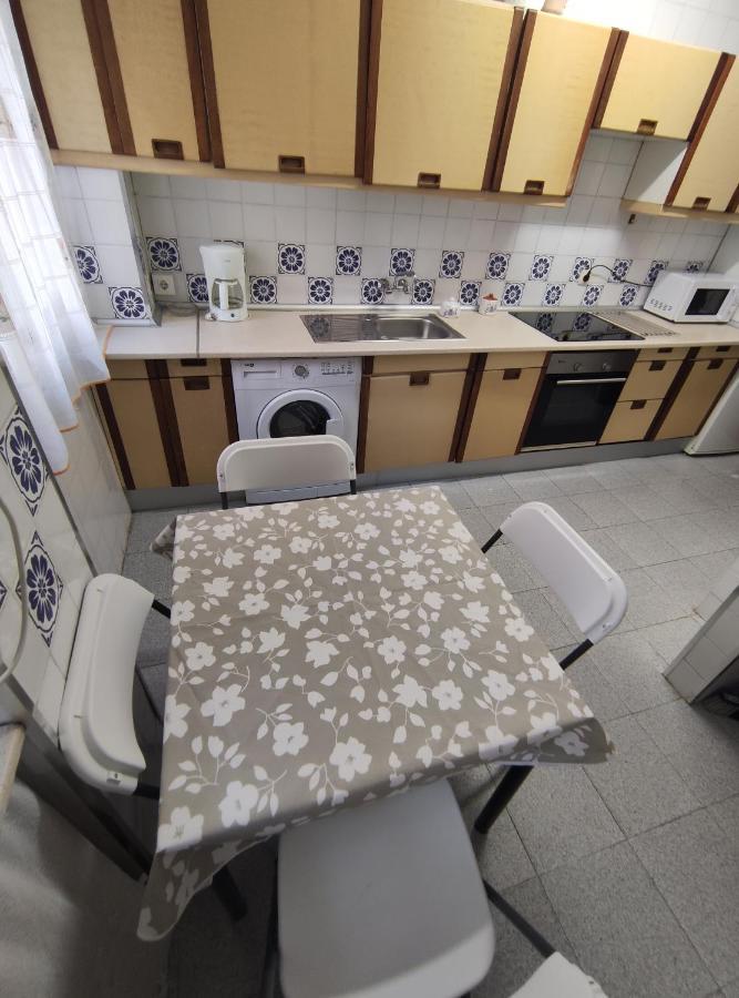 Amplio Piso Junto A Playa Victoria Apartment Cadiz Exterior photo