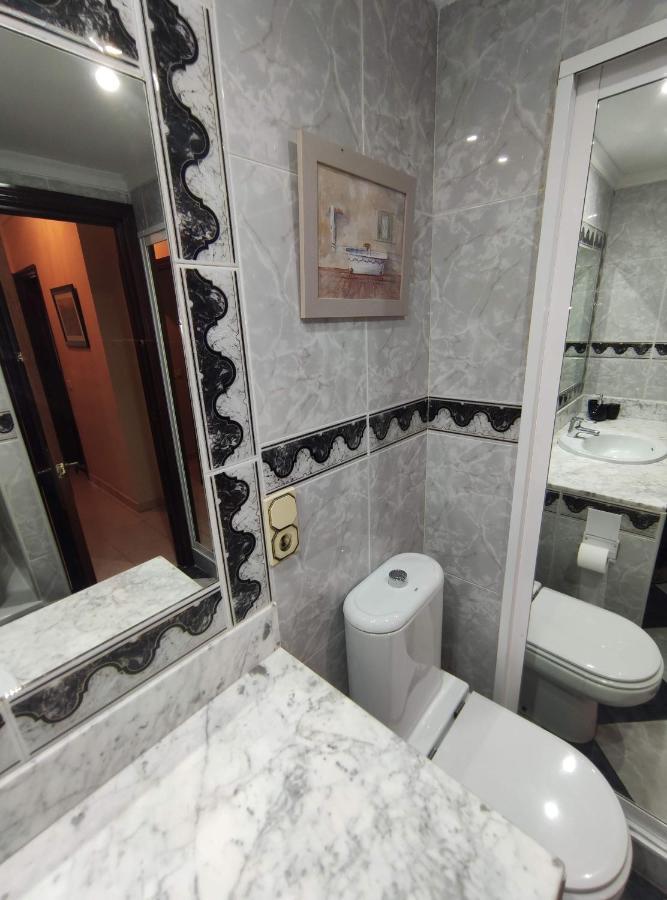 Amplio Piso Junto A Playa Victoria Apartment Cadiz Exterior photo